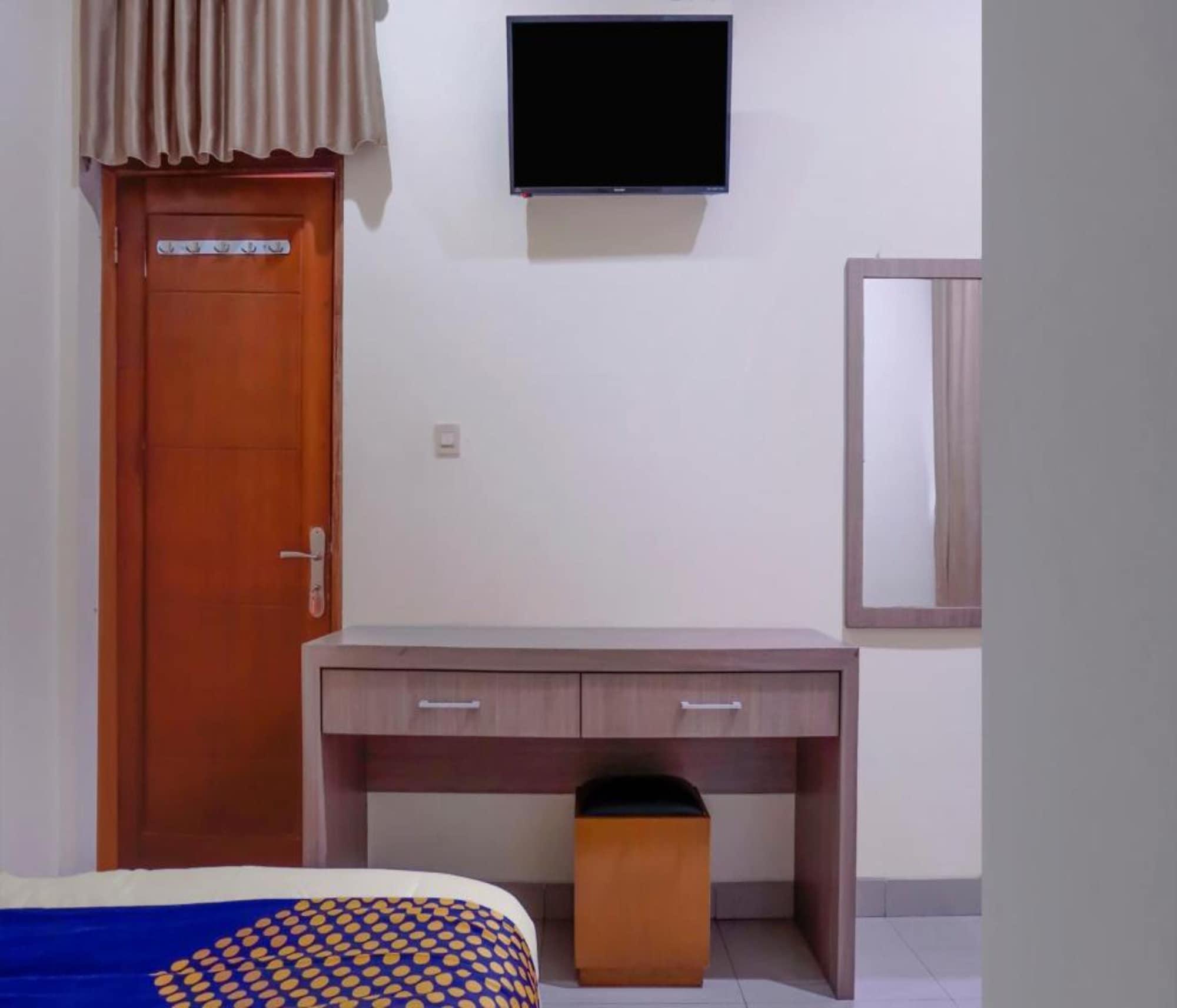 Oyo 2357 Syariah Grand Raudhah Hotell Jakarta Exteriör bild