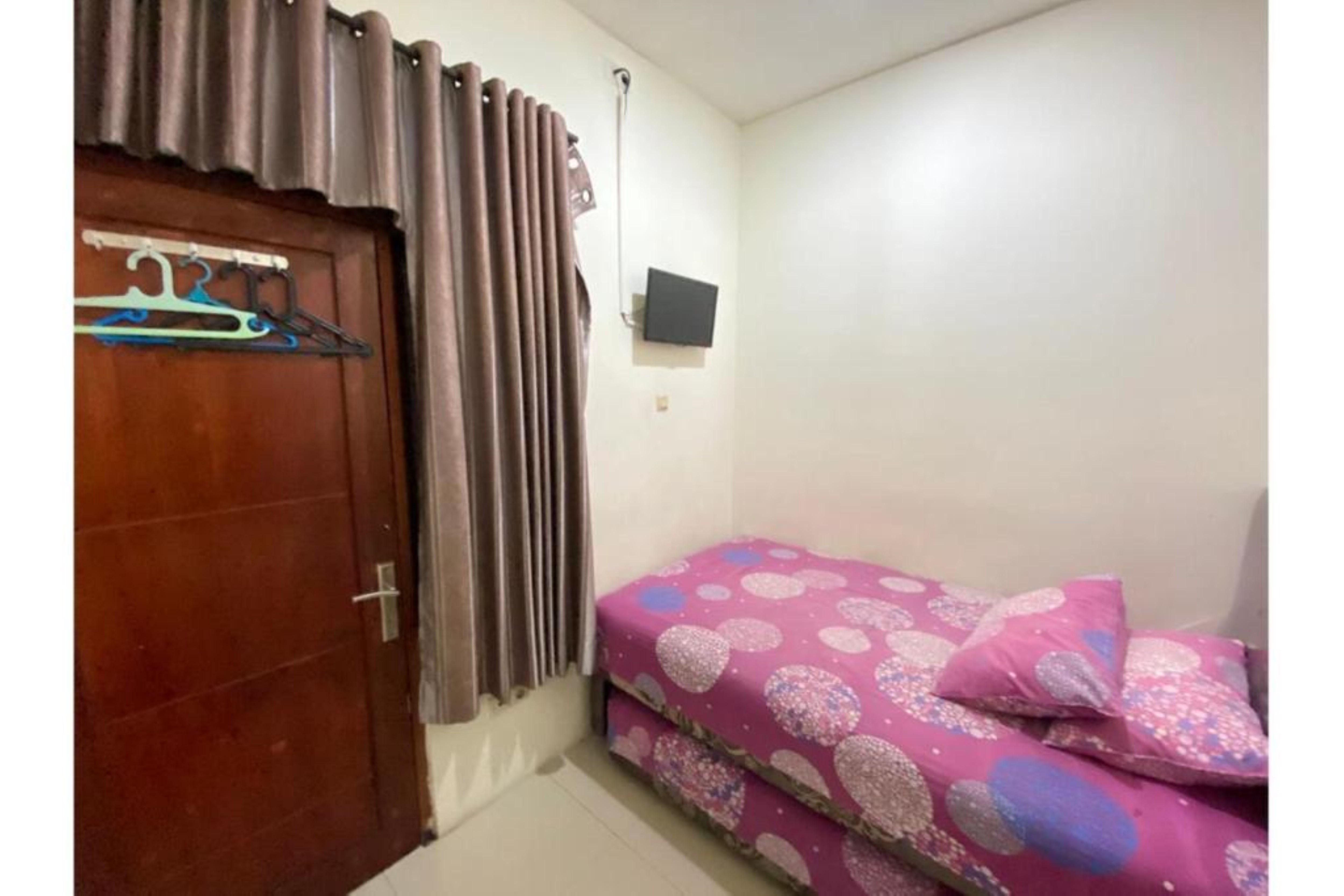 Oyo 2357 Syariah Grand Raudhah Hotell Jakarta Exteriör bild